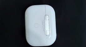 Used
													Apple AirPods Pro 1st Gen - Wireless Case, photo 4 of 4