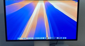 Mint
													Apple Studio Display 2022 - Standard Glass, Tilt Adjustable Stand, photo 6 of 6