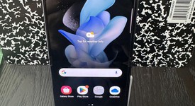 Good
													Samsung Galaxy Z Flip4 5G - Unlocked, Graphite, 512 GB, 8 GB, SM-F721U1, photo 2 of 11