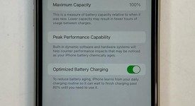 Fair
													Apple iPhone 11 - Cricket, White, 64 GB, A2111, photo 2 of 7