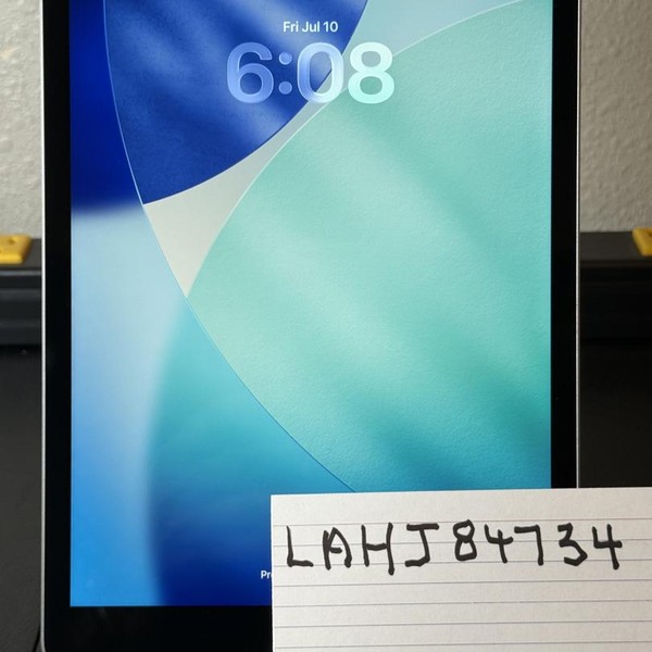 Apple iPad (9th Gen) - Wi-Fi, 64 GB, Silver, A2602