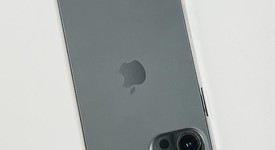 Mint
													Apple iPhone 12 Pro Max - Unlocked, Graphite, 128 GB, A2342, photo 3 of 10