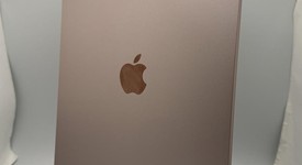 Mint
													Apple iPad Air 5th Gen - Wi-Fi, Pink, 64 GB, A2588, photo 4 of 5