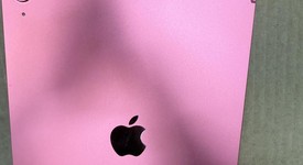 Mint
													Apple iPad 11th Gen - Unlocked, Pink, 128 GB, A3355, photo 3 of 7