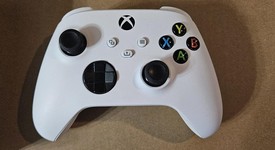 Mint
													Xbox Series S (2020) - White, 512 GB, photo 5 of 14
