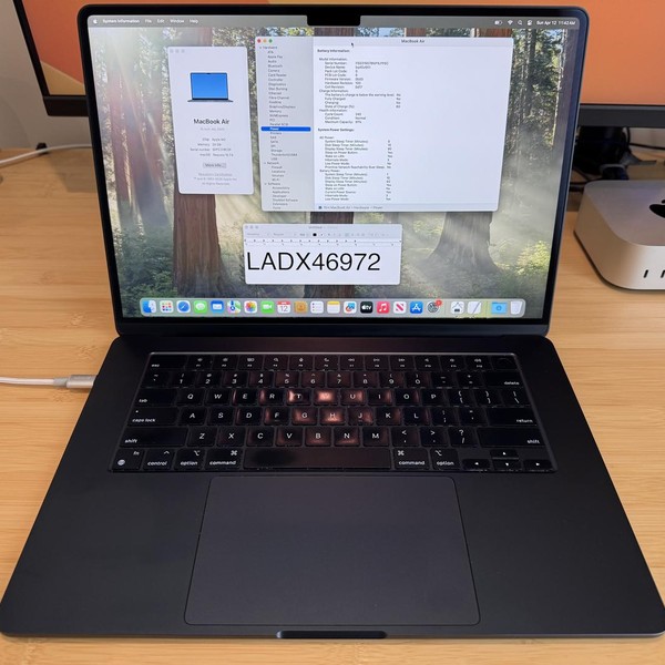 MacBook Air 2023 (M2) - 15 inch - 512 GB, Midnight, 24 GB, Apple M2
