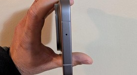 Mint
													Oppo Find X9 Pro - Unlocked Non-US, Titanium Charcoal, 512 GB, 16 GB, photo 4 of 8