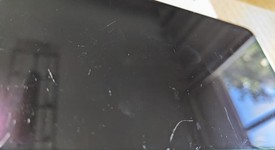 Good
													LG V40 ThinQ - Verizon, Black, LM-V405UA, photo 4 of 11