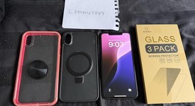 Good
													Apple iPhone Xs Max - Unlocked, Gold, 64 GB, A1921, photo 1 of 11