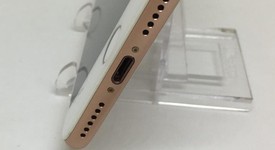 Good
													Apple iPhone 8 - Unlocked, Gold, 256 GB, A1905, GSM, photo 4 of 8