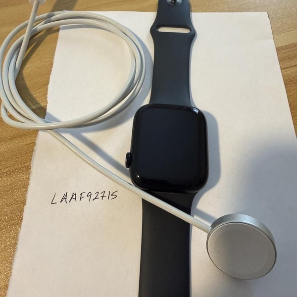Apple Watch Series 8 45mm - Midnight, A2771 - GPS, Aluminum