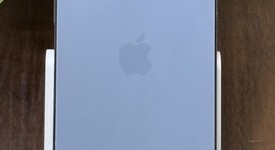 Good
													Apple iPhone 13 Pro Max - Unlocked, Sierra Blue, 256 GB, A2484, photo 1 of 9