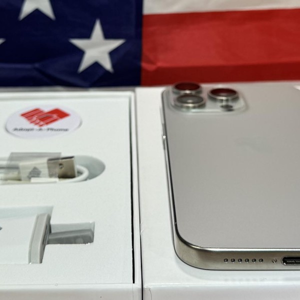 Apple iPhone 15 Pro Max - Cricket, 256 GB, Natural, A2849