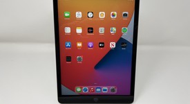 Mint
													Apple iPad 7th Gen - Unlocked, Gray, 128 GB, A2200, photo 1 of 6