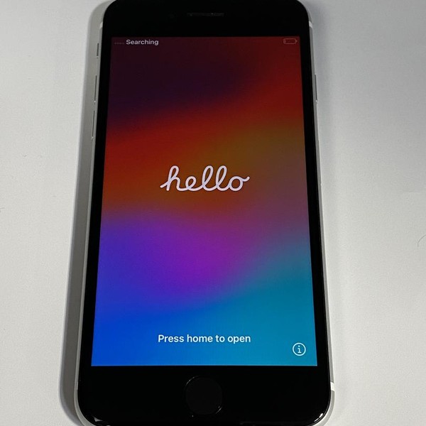 Apple iPhone SE 2nd Gen 2020 - Unlocked, 64 GB, White, A2275