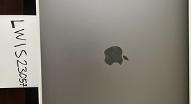 Good
													MacBook Pro 2016 (With Touch Bar) - 15" - Gray, 256 GB, 16 GB, photo 4 of 10