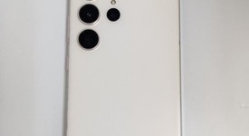Good
													Samsung Galaxy S23 Ultra - Unlocked Non-US, Cream, 512 GB, 12 GB, SM-S918W, photo 4 of 8