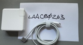 Good
													MacBook Pro 2021 - 14" - Apple M1 Pro 10-core, Silver, 1 TB, 16 GB, photo 2 of 4