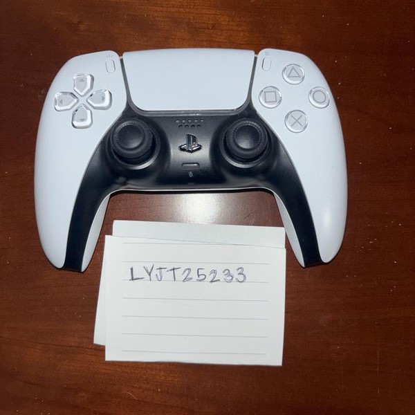 DualSense Wireless Controller - White