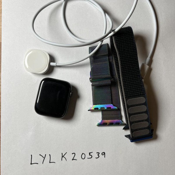 Apple Watch Series 6 44mm - Unlocked, Gray, A2294 - Cellular, Aluminum