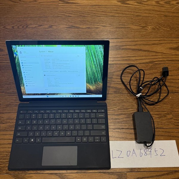 Microsoft Surface Pro 4 - 12.3 Inch - Wi-Fi, Silver, 256 GB, 8 GB