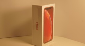 New
													Apple iPhone Xr - T-Mobile, Red, 64 GB, A1984, photo 3 of 4