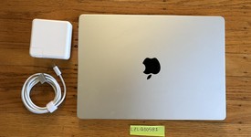 Good
													MacBook Pro 2021 - 14" - Apple M1 Pro 8-core, Silver, 512 GB, 16 GB, photo 1 of 9