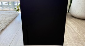 Mint
													Xbox Series X (2020) - Black, 1 TB, standard, photo 4 of 5