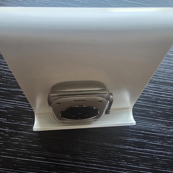 Apple Watch Ultra 2 49mm - Unlocked, Natural, A2986