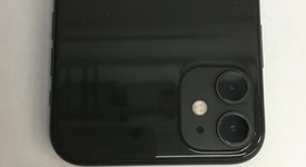 Fair
													Apple iPhone 11 - AT&T, Black, 64 GB, A2111, photo 5 of 10