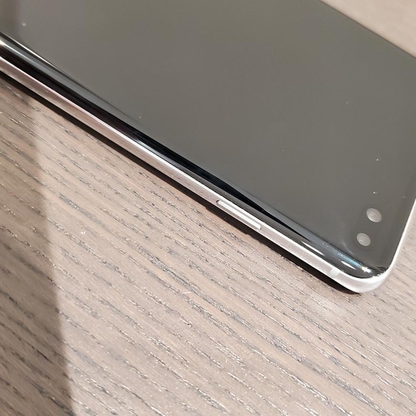 Samsung Galaxy S10e - Unlocked, White, 128 GB, 6 GB, SM-G970U1