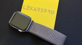 Fair
													Apple Watch SE 2nd Gen 40mm - Unlocked, Starlight, A2726 - Cellular, Aluminum, photo 1 of 5