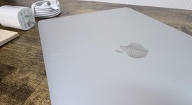 Fair
													MacBook Pro 2017 (No Touch Bar) - 13" - I5, Silver, 256 GB, 8 GB, photo 3 of 7