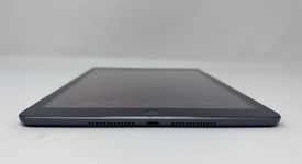 Good
													Apple iPad 8th Gen - Unlocked, Gray, 32 GB, A2428, photo 3 of 6