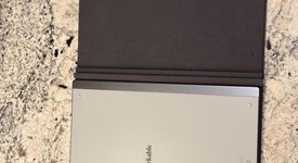 Mint
													reMarkable 2, photo 4 of 9