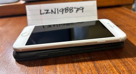 Mint
													Apple iPhone 8 - Unlocked, Silver, 64 GB, A1863, photo 3 of 9