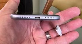 Good
													Apple iPhone 11 - AT&T, Purple, 256 GB, A2111, photo 5 of 8