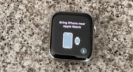 Good
													Apple Watch Series 5 44mm - Unlocked, Silver, A2095 Cellular, Stainless Steel, photo 1 of 10