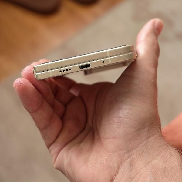 Google Pixel 10 Pro Fold - Unlocked, 256 GB, Jade, GU0NP