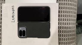 Good
													Google Pixel 10 Pro Fold - Unlocked, Moonstone, 256 GB, GU0NP, photo 4 of 10