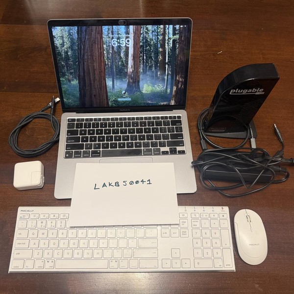 MacBook Air 2020 - 13 inch - 256 GB, Silver, 16 GB, Apple M1