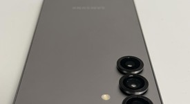 Fair
													Samsung Galaxy S25 - T-Mobile, Silver Shadow, 128 GB, 12 GB, SM-S931U, photo 3 of 6