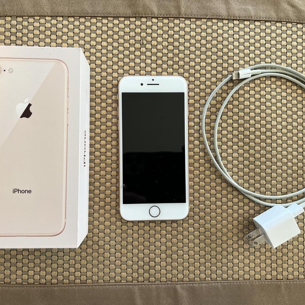 Apple iPhone 8 - Unlocked, 64 GB, Gold, A1863