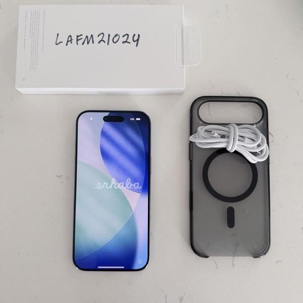 Apple iPhone Air - Unlocked, 1 TB, Sky Blue, A3260