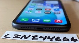 Fair
													Apple iPhone 11 - Unlocked, Black, 64 GB, A2111, photo 5 of 8