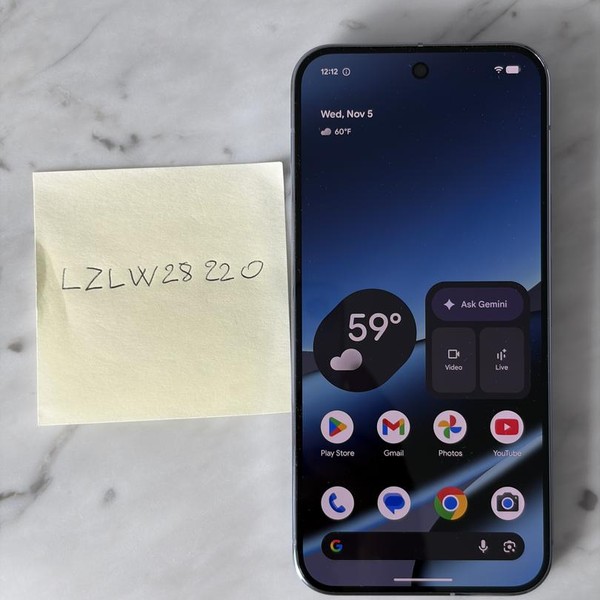 Google Pixel 10 Pro XL - Unlocked Non-US, 256 GB, Moonstone, G45RY