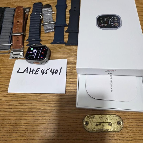 Apple Watch Ultra 2 49mm - Unlocked, Natural, A2986