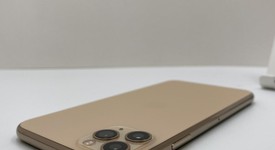 Good
													Apple iPhone 11 Pro Max - Unlocked, Gold, 64 GB, A2161, photo 6 of 6