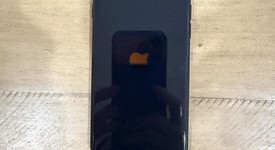 Good
													Apple iPhone SE 3rd Gen 2022 - Unlocked, Midnight, 64 GB, A2595, photo 5 of 6