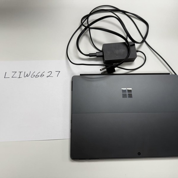 Microsoft Surface Pro 9 - Wi-Fi, 256 GB, Graphite, 16 GB, Intel Core i7, Wi-Fi